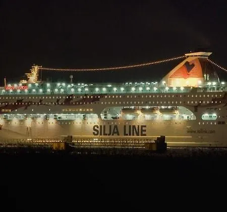 Hiisi Seaport 3*