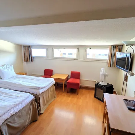 Hiisi Seaport Szálloda 3*