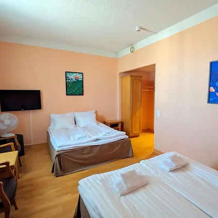 Hiisi Seaport 3*