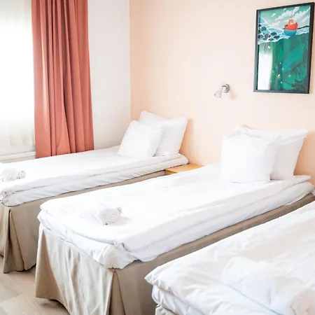 Hiisi Seaport מלון 3*