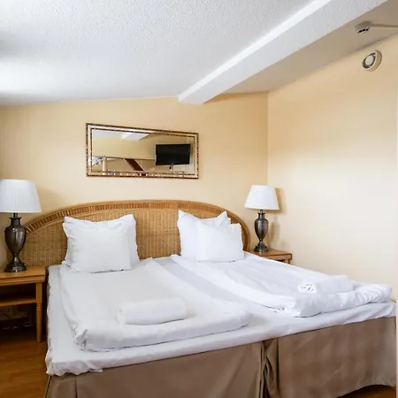 Hiisi Seaport Hotel 3*