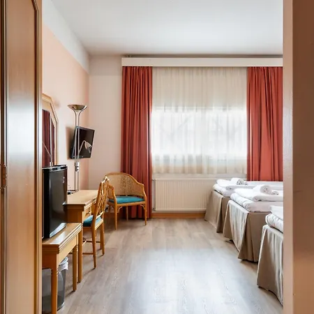 Hiisi Seaport Hotel