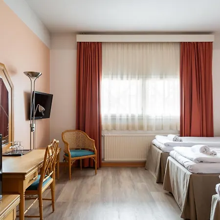 Hotel Hiisi Seaport