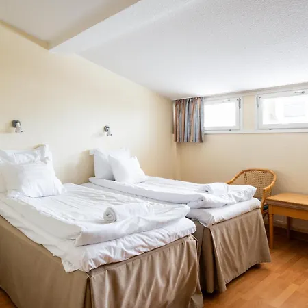 Hiisi Seaport מלון 3*