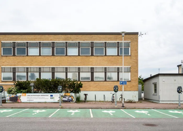 Hiisi Seaport Hotel 3*